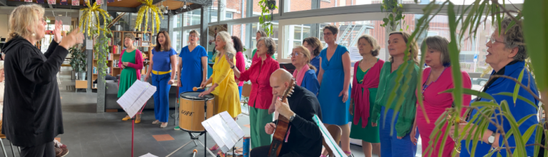 Koor 'Zumba! Canto do Brasil' onder leiding van Ines Leijen